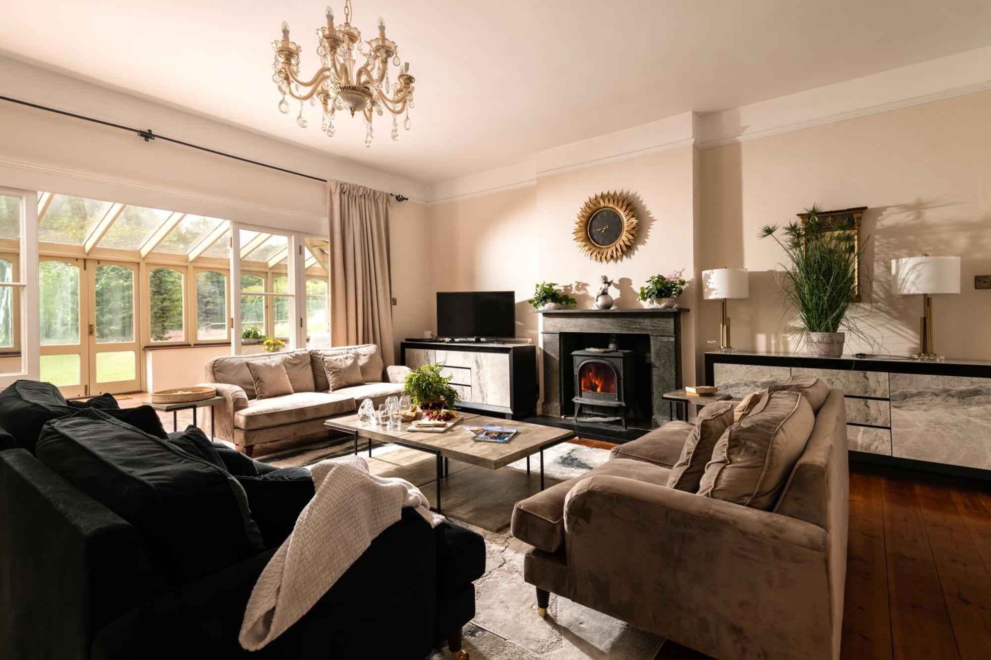 הוילה בלנדפורד פורום Downwood Vineyard Manor In Idyllic Countryside מראה חיצוני תמונה