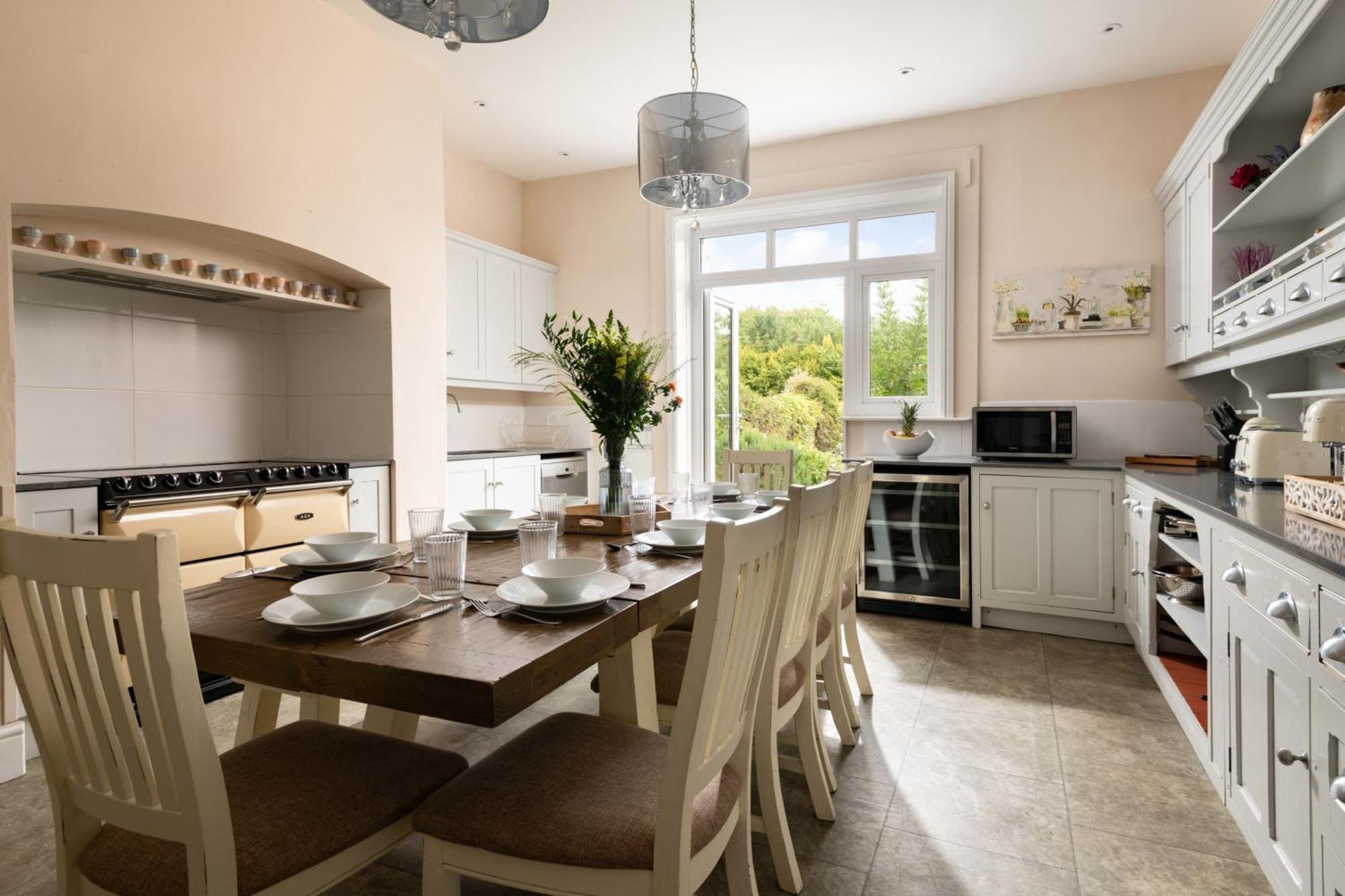 הוילה בלנדפורד פורום Downwood Vineyard Manor In Idyllic Countryside מראה חיצוני תמונה